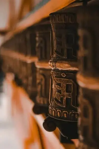 分清佛经的表象和背后的智慧